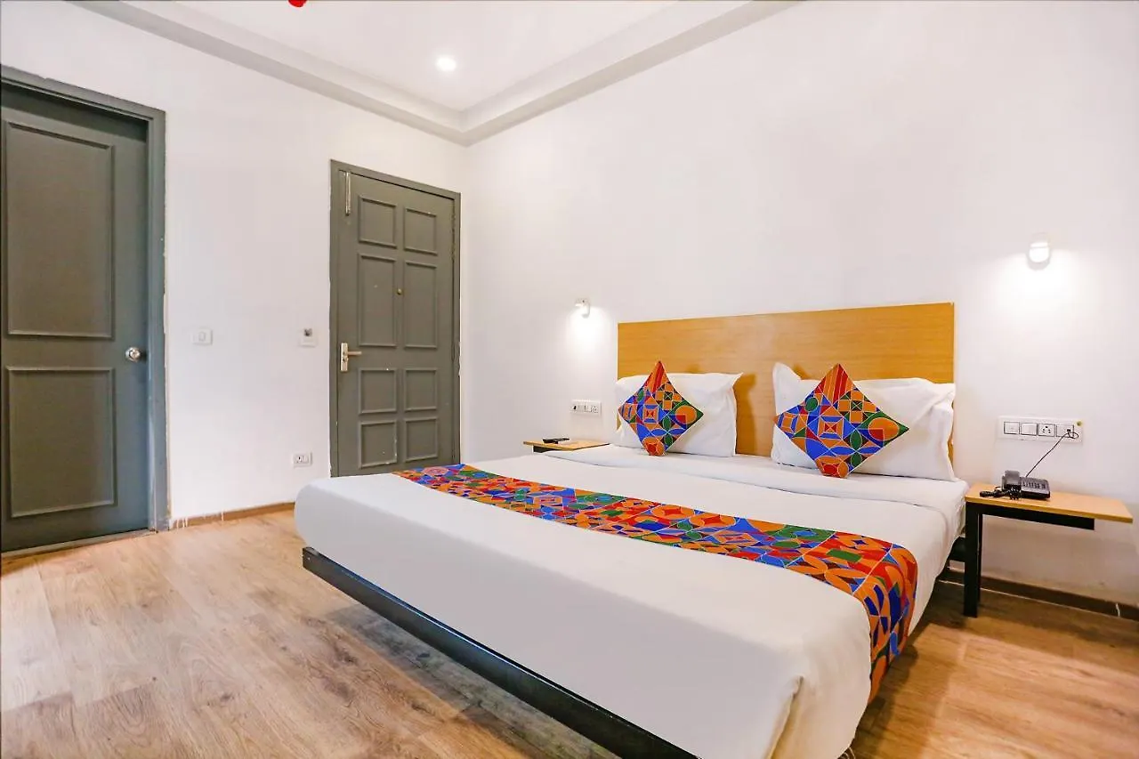 Fabhotel Roseman Delhi  Hotel