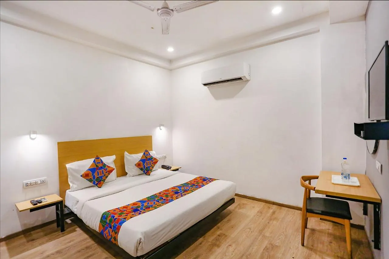 Fabhotel Roseman Delhi  Hotel Delhi (National Capital Territory of India)