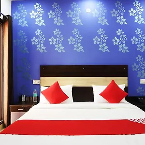 Hotel Oyo Flagship 42619 Diamond Key, Delhi (National Capital Territory of India)